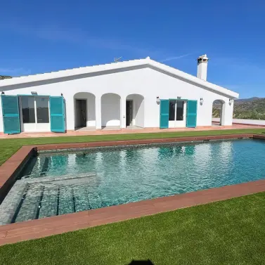 Venta de finca - cortijo en Casarabonela