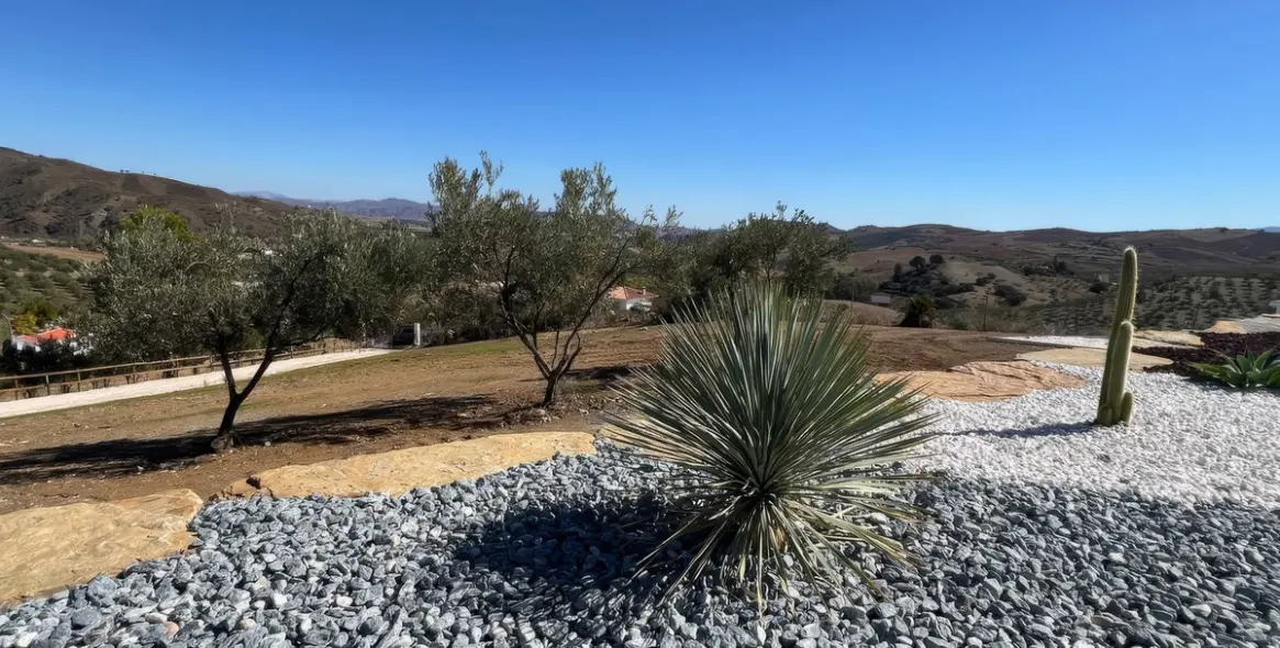 Venta de finca - cortijo en Casarabonela 29