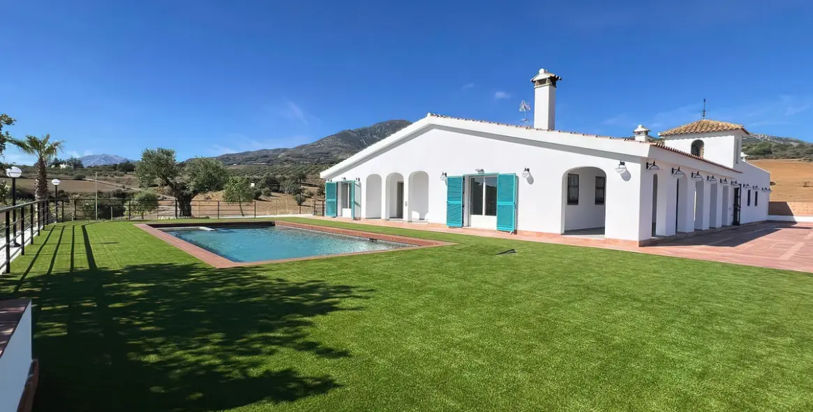 Venta de finca - cortijo en Casarabonela 31