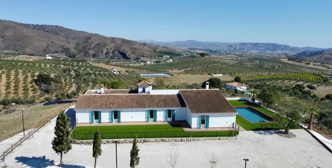 Venta de finca - cortijo en Casarabonela 32