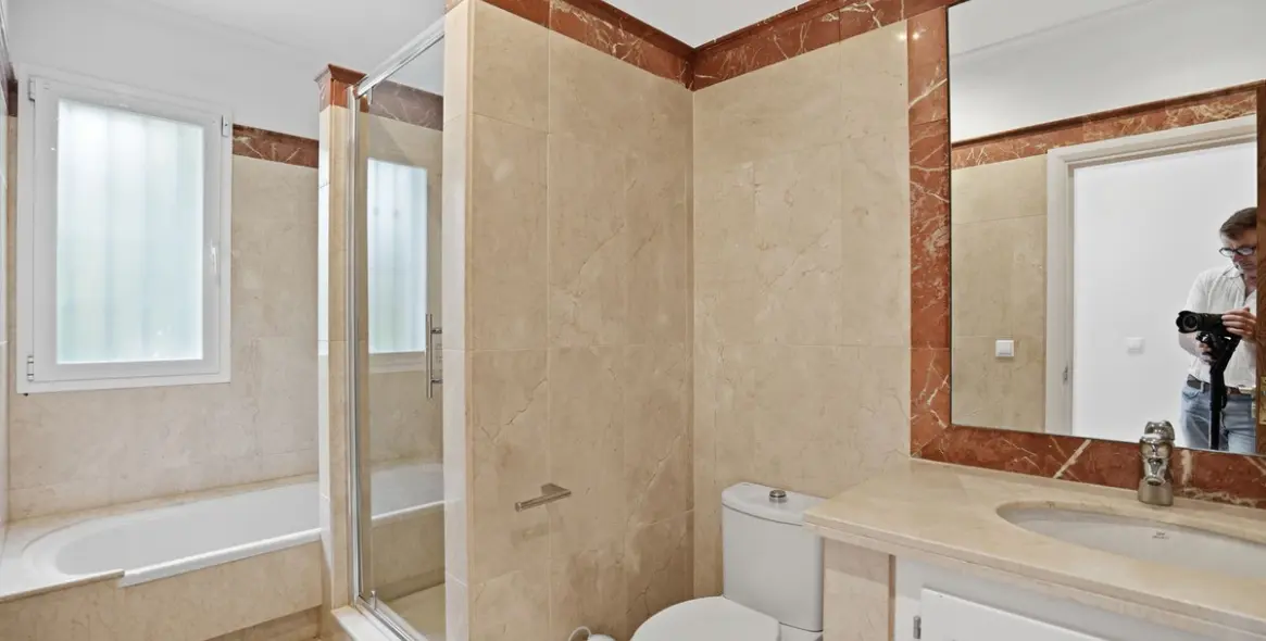 Venta de villa independiente en Istán 25