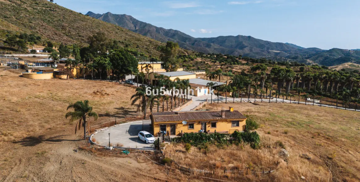 Venta de finca - cortijo en Entrerrios 1