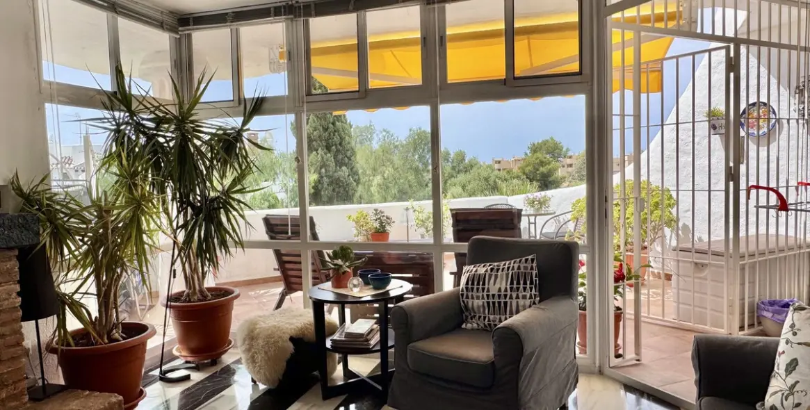 Venta de apartamento en planta baja en Calahonda 9