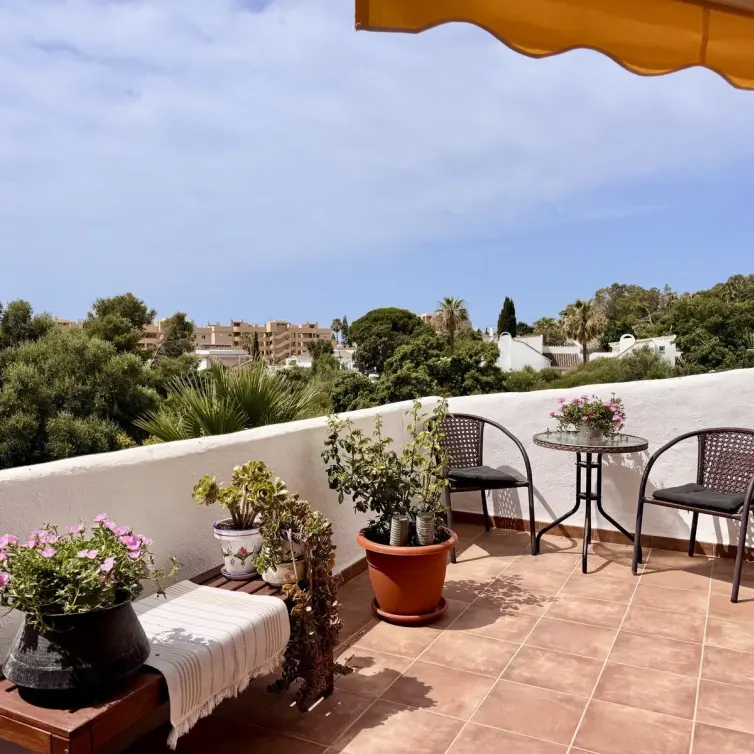 Venta de apartamento en planta baja en Calahonda