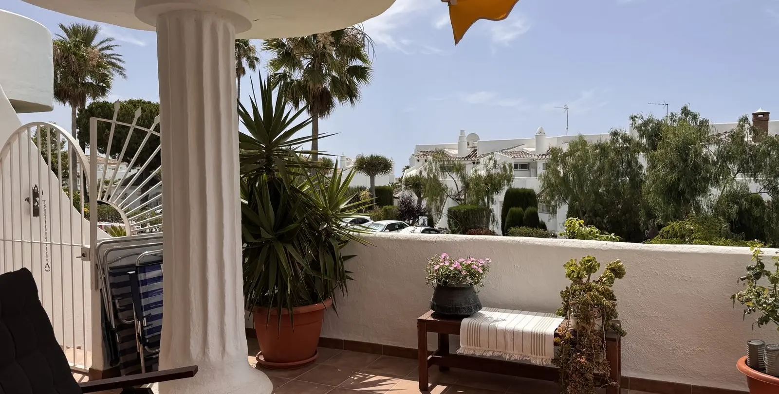 Sale of ground floor apartment in Calahonda 9