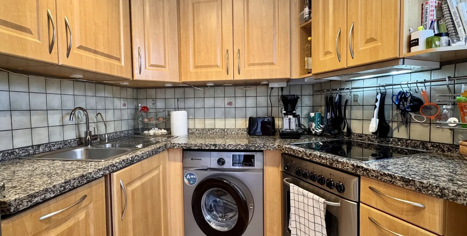 Sale of ground floor apartment in Calahonda 12