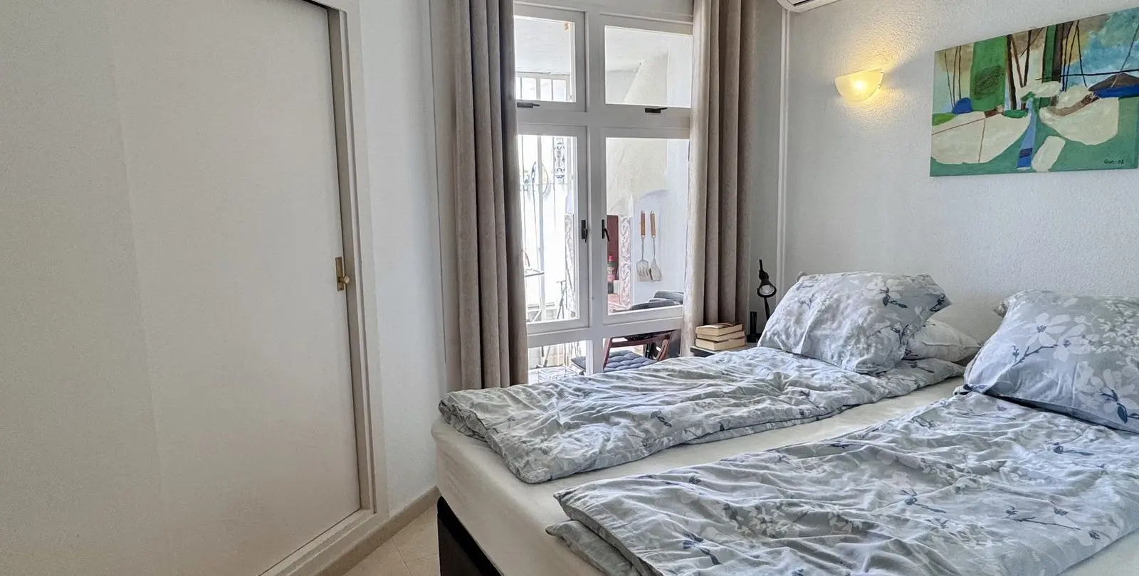 Sale of ground floor apartment in Calahonda 14