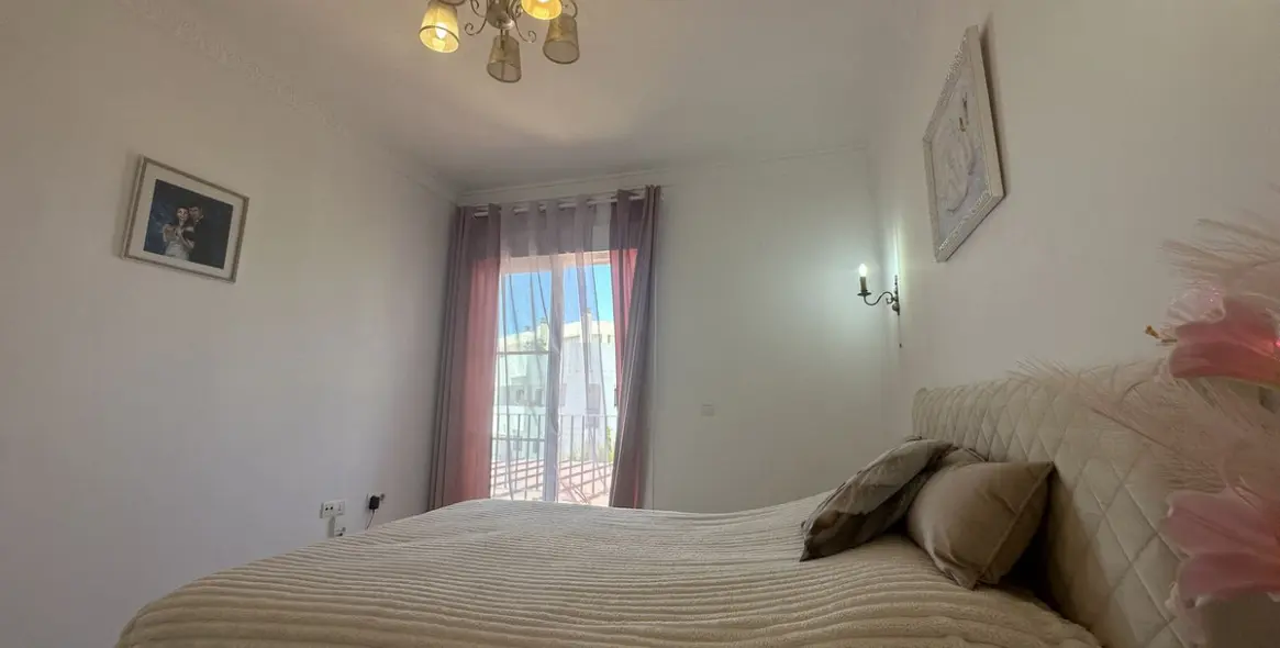 Продажа дома на две семьи в Riviera del Sol 19