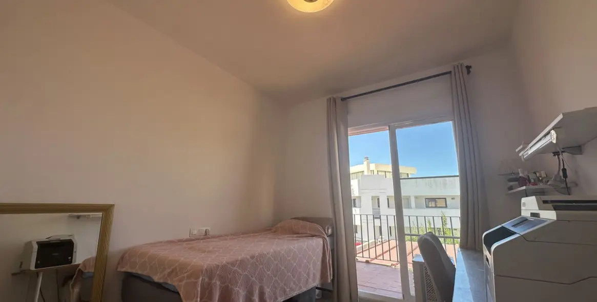 Продажа дома на две семьи в Riviera del Sol 22