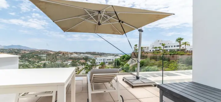 Продажа апартаментов на среднем этаже в La Cala de Mijas 1