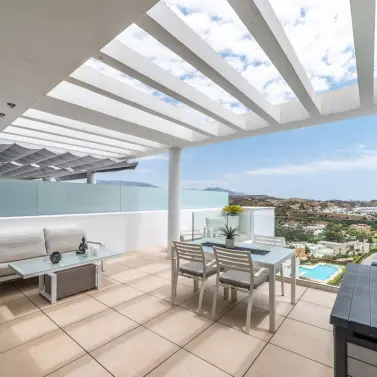 Продажа апартаментов на среднем этаже в La Cala de Mijas