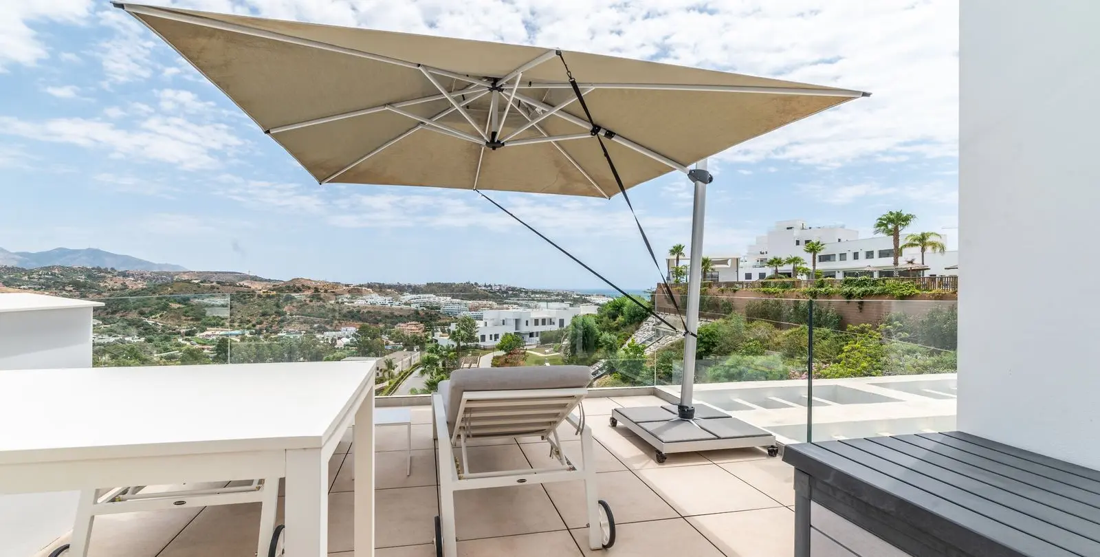 Продажа апартаментов на среднем этаже в La Cala de Mijas 2