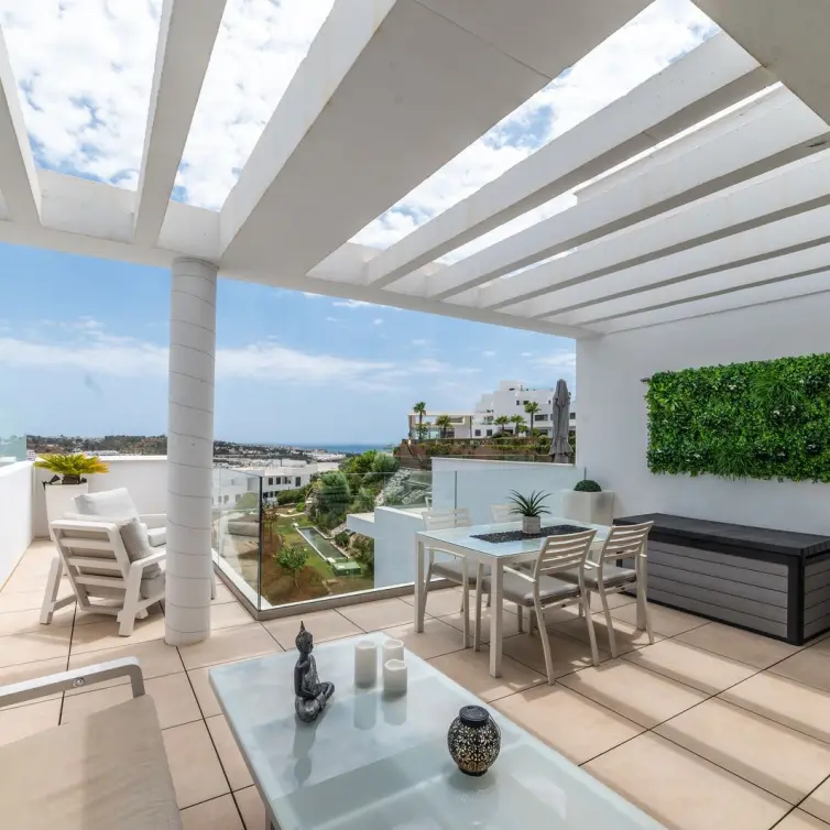 Продажа апартаментов на среднем этаже в La Cala de Mijas