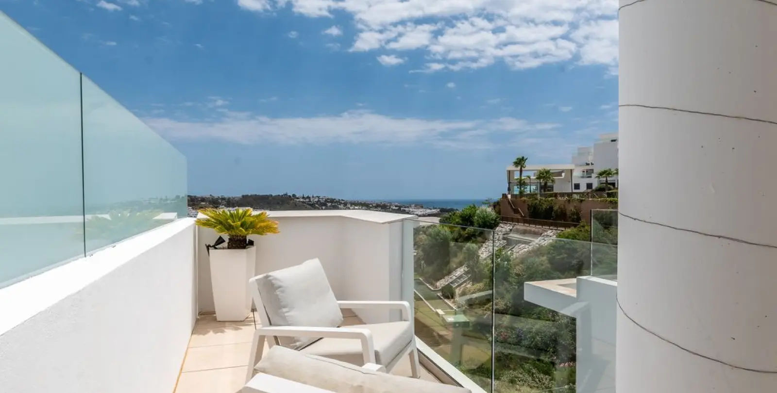 Продажа апартаментов на среднем этаже в La Cala de Mijas 28