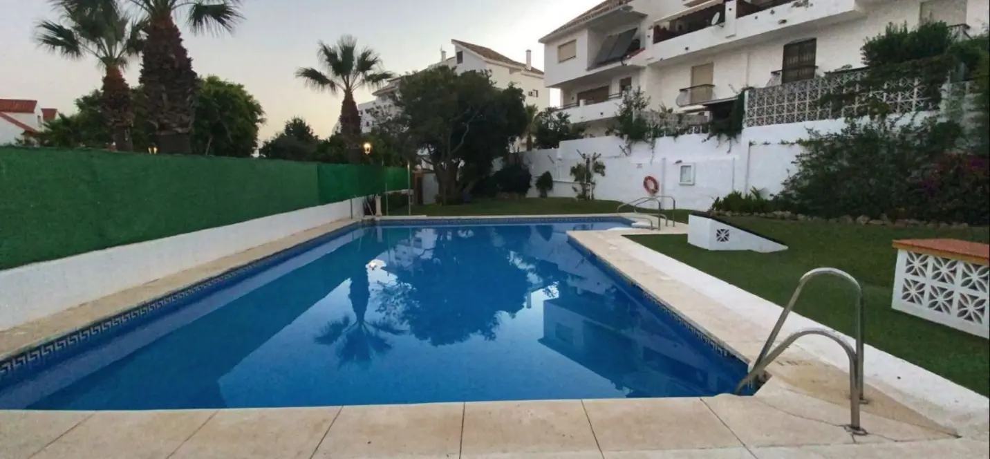 Sale of townhouse in Estepona 0