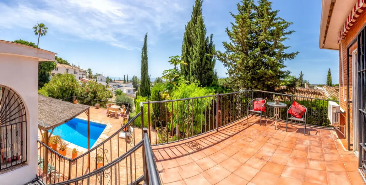 Продажа  отдельно стоящей виллы в Mijas 30