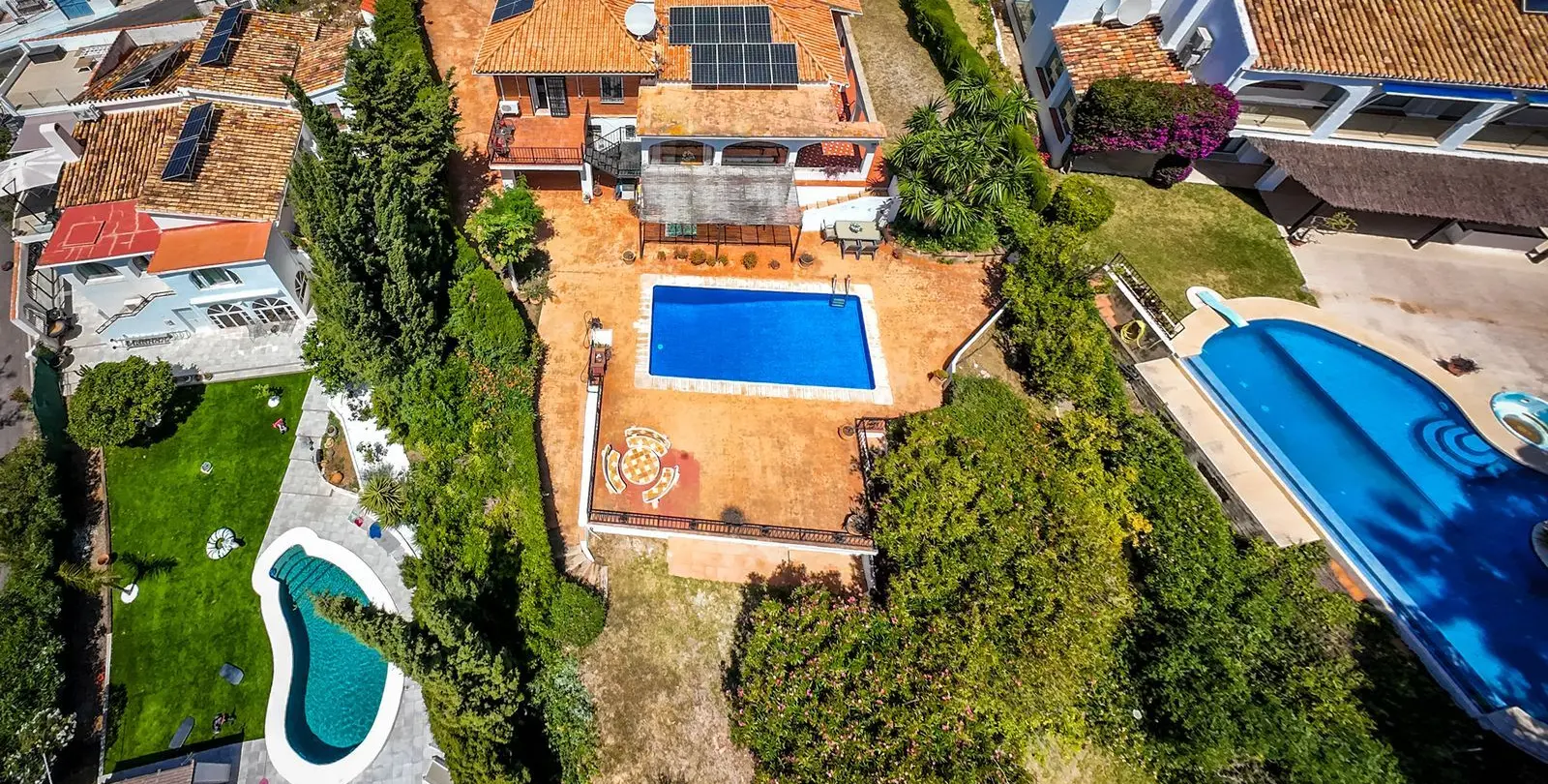 Продажа  отдельно стоящей виллы в Mijas 21