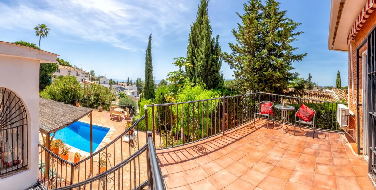Продажа  отдельно стоящей виллы в Mijas 30