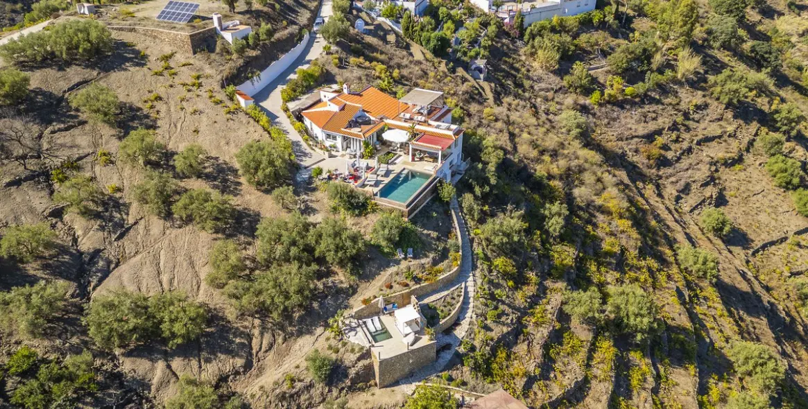 Venta de villa independiente en Cómpeta 6