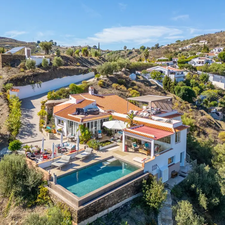 Venta de villa independiente en Cómpeta