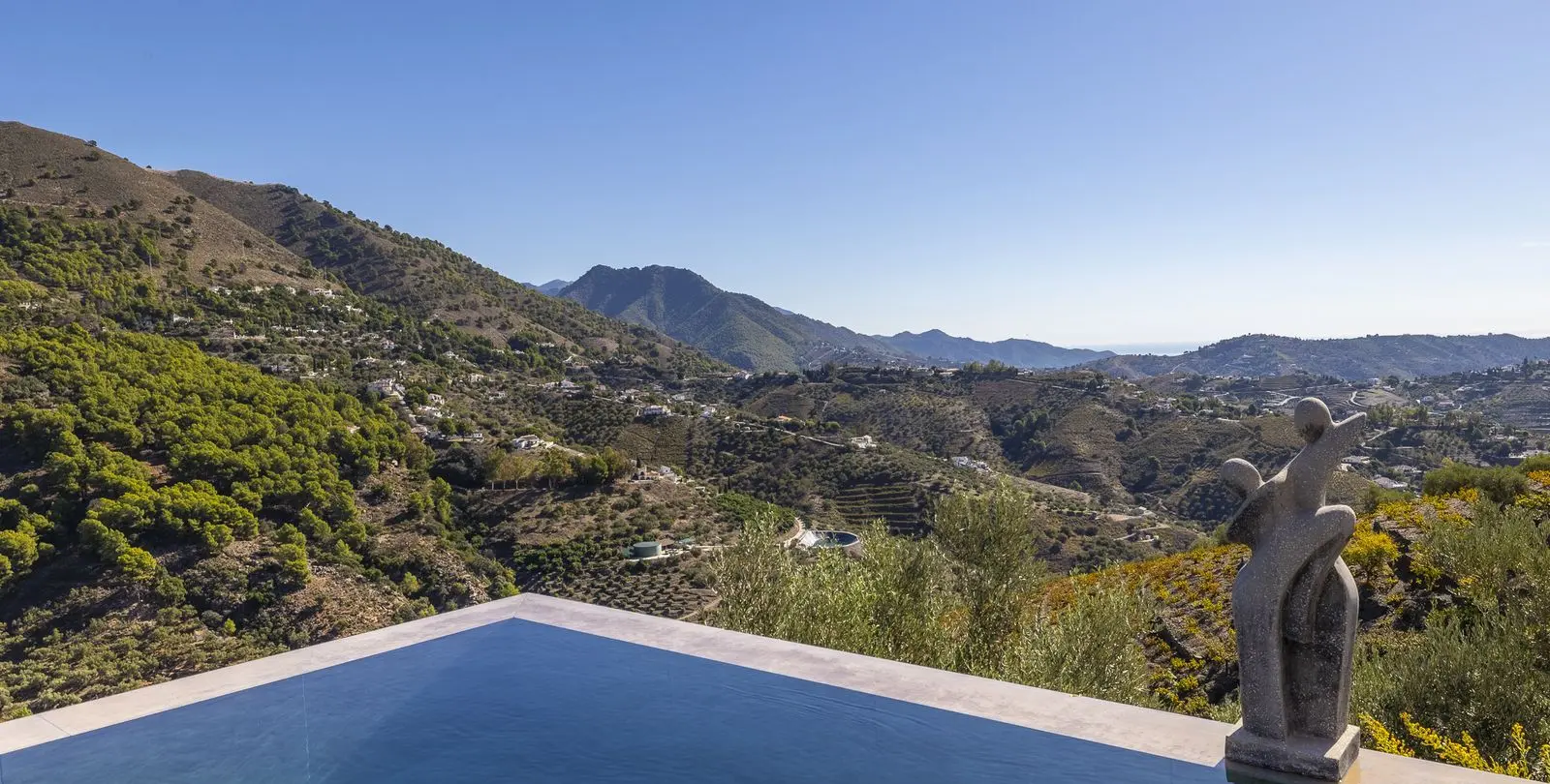 Sale of detached villa in Cómpeta 10