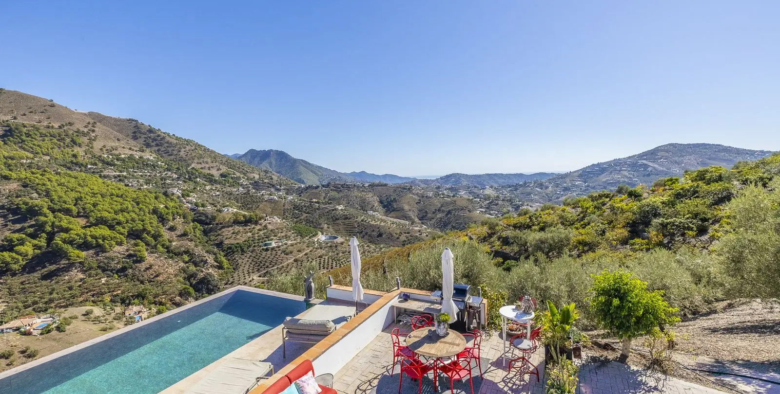 Sale of detached villa in Cómpeta 12