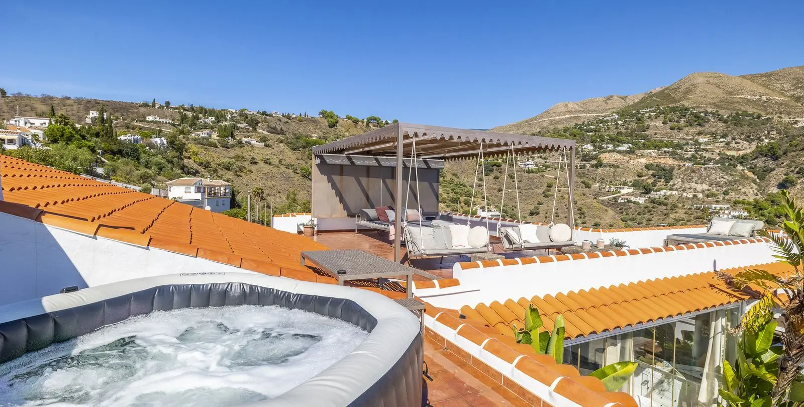 Sale of detached villa in Cómpeta 28
