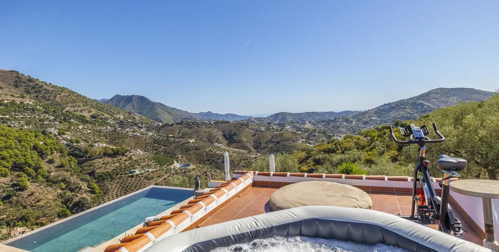 Sale of detached villa in Cómpeta 29
