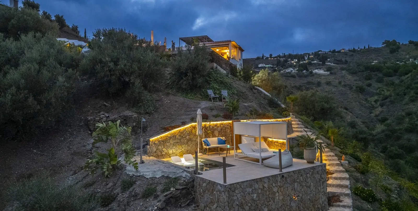 Sale of detached villa in Cómpeta 43