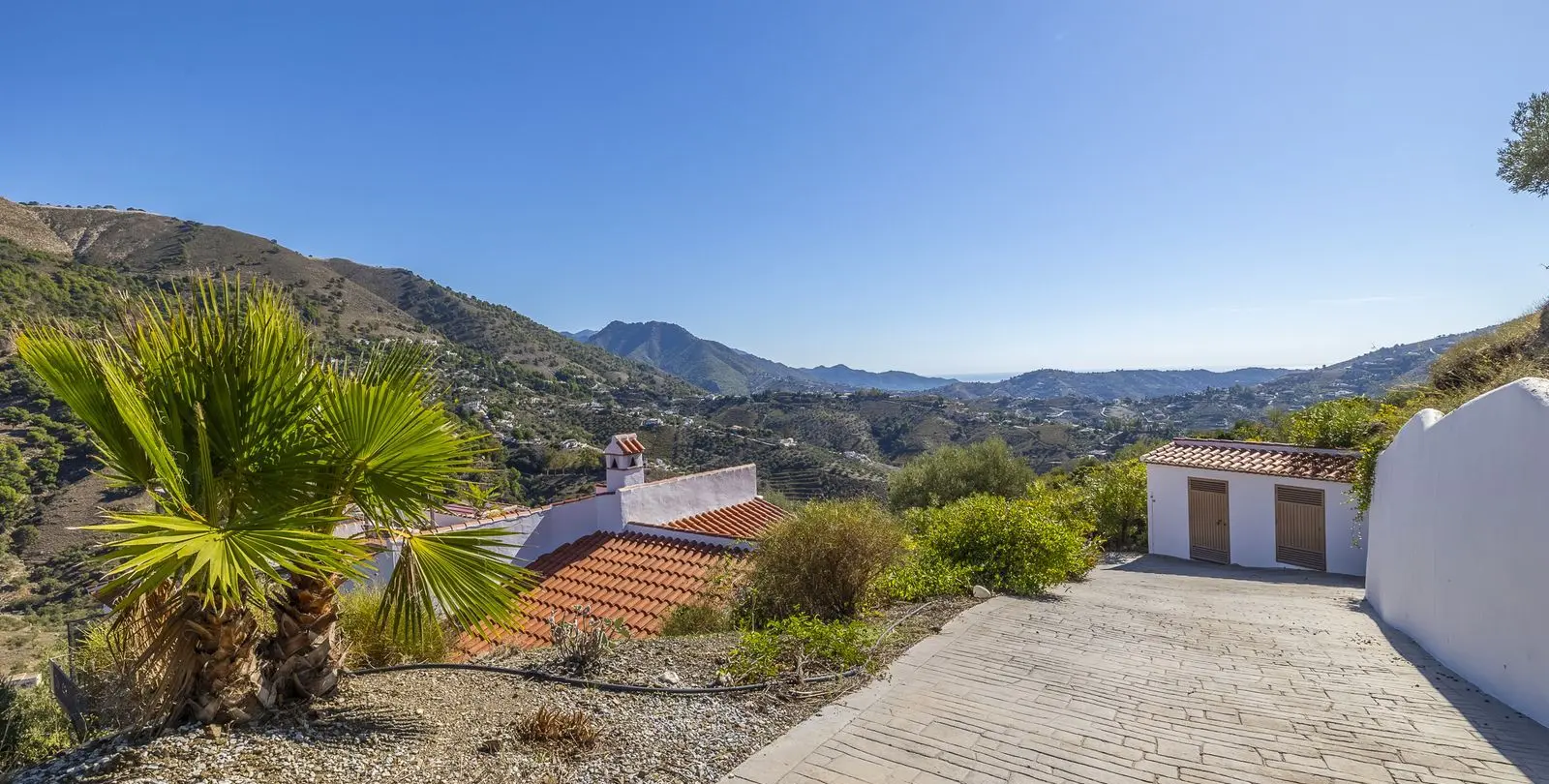 Sale of detached villa in Cómpeta 95