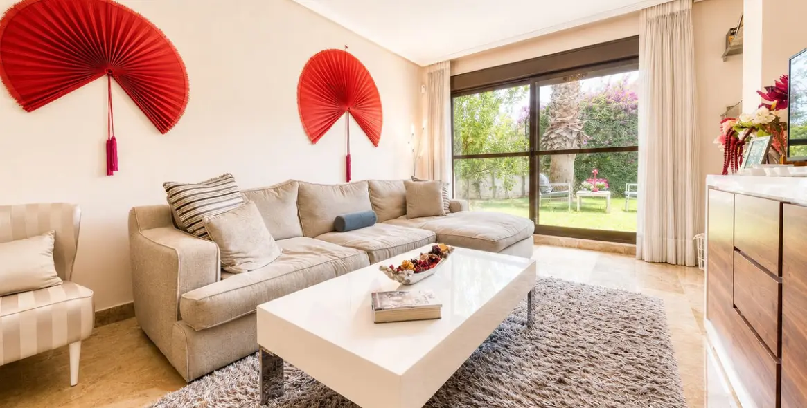 Sale of ground floor apartment in Estepona 4
