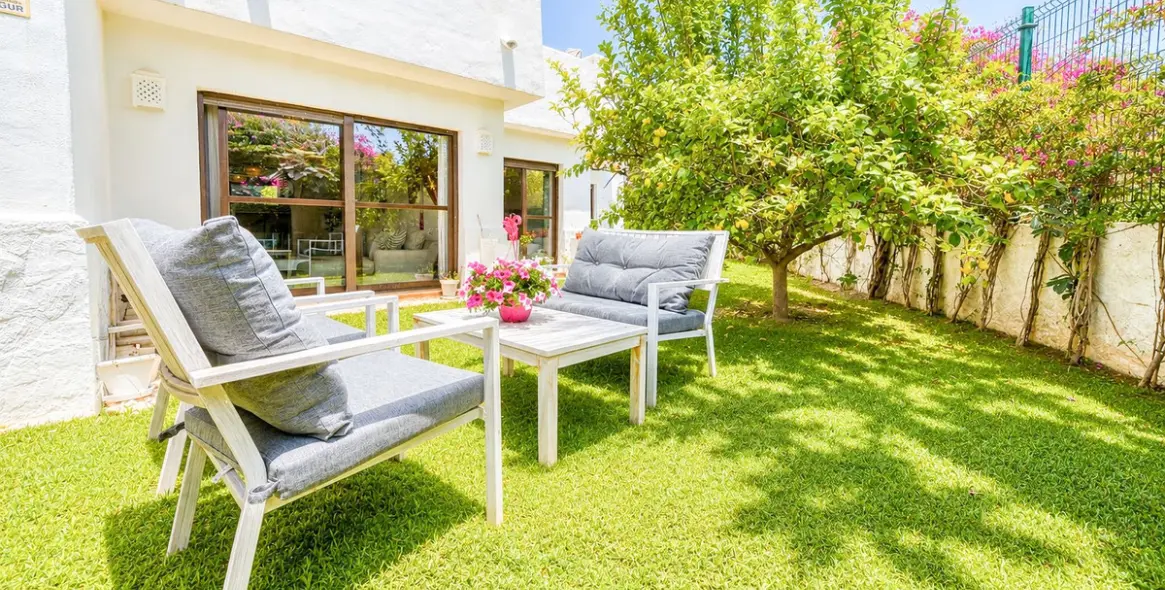 Sale of ground floor apartment in Estepona 19