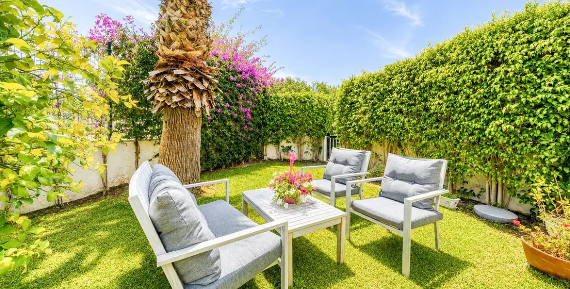 Sale of ground floor apartment in Estepona 20