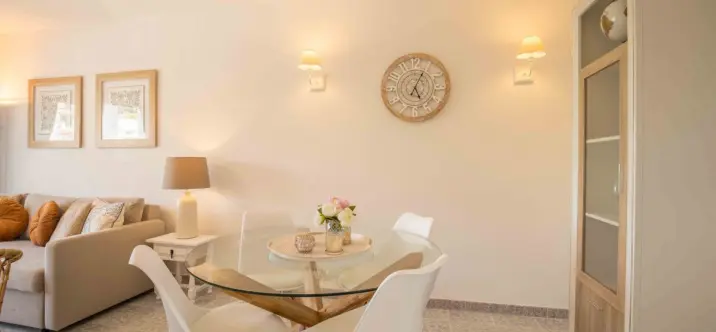 Sale of middle floor apartment in Benalmadena 3