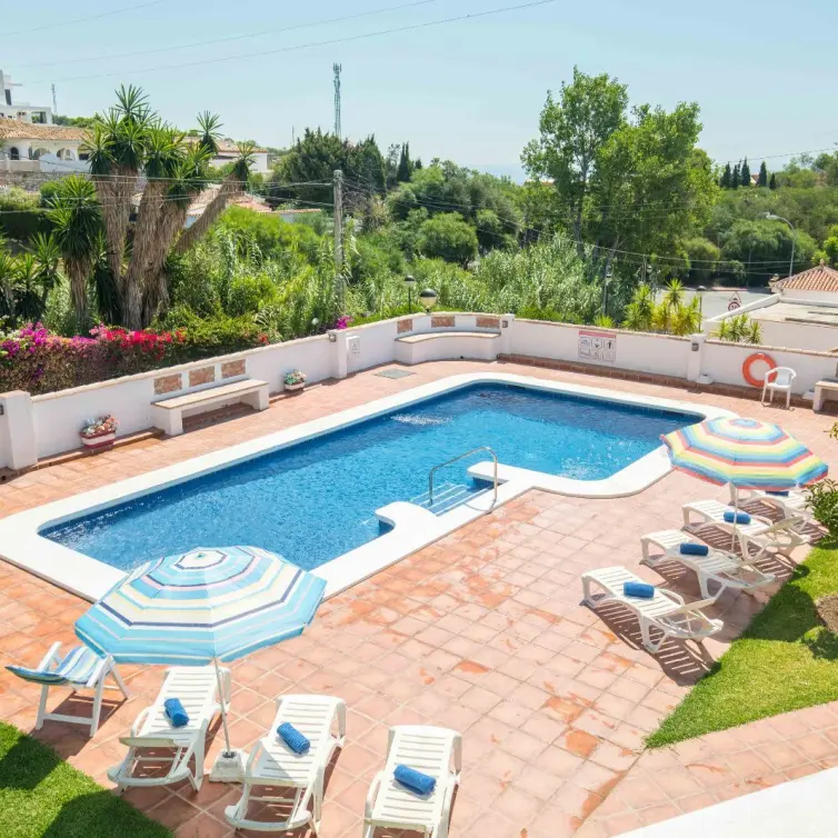 Sale of middle floor apartment in Benalmadena