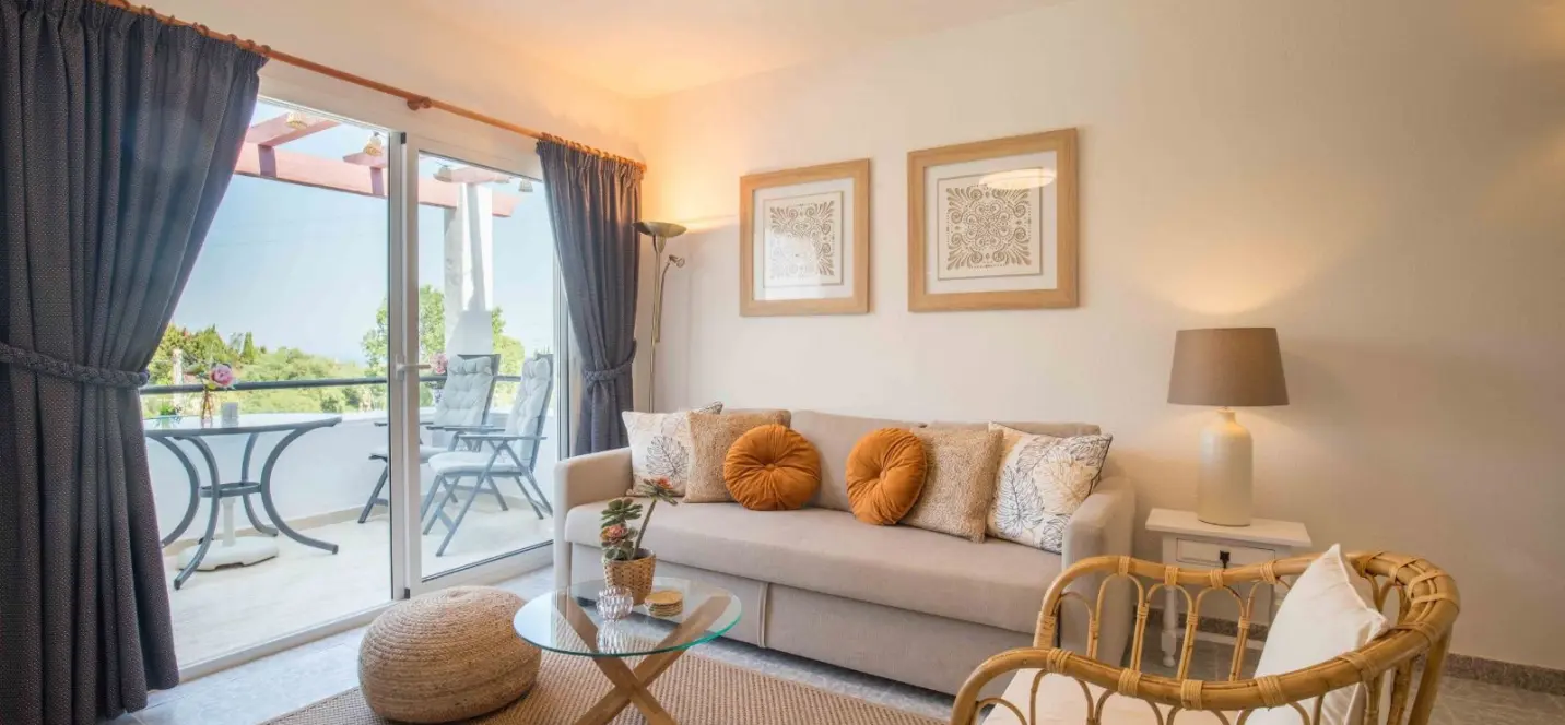 Sale of middle floor apartment in Benalmadena 4