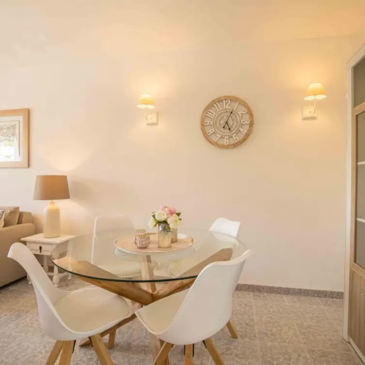 Sale of middle floor apartment in Benalmadena
