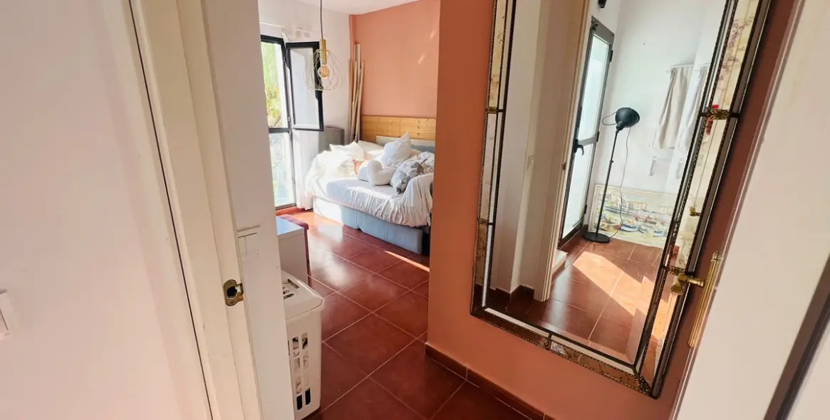 Sale of townhouse in Casares Playa 15