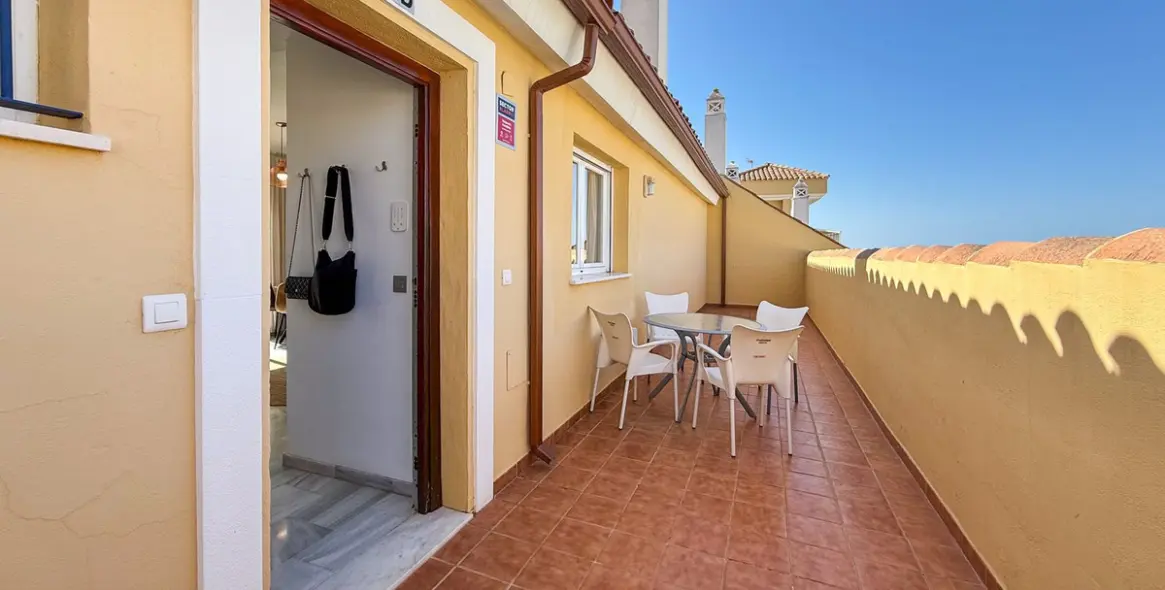 Sale of penthouse in Torreblanca 19