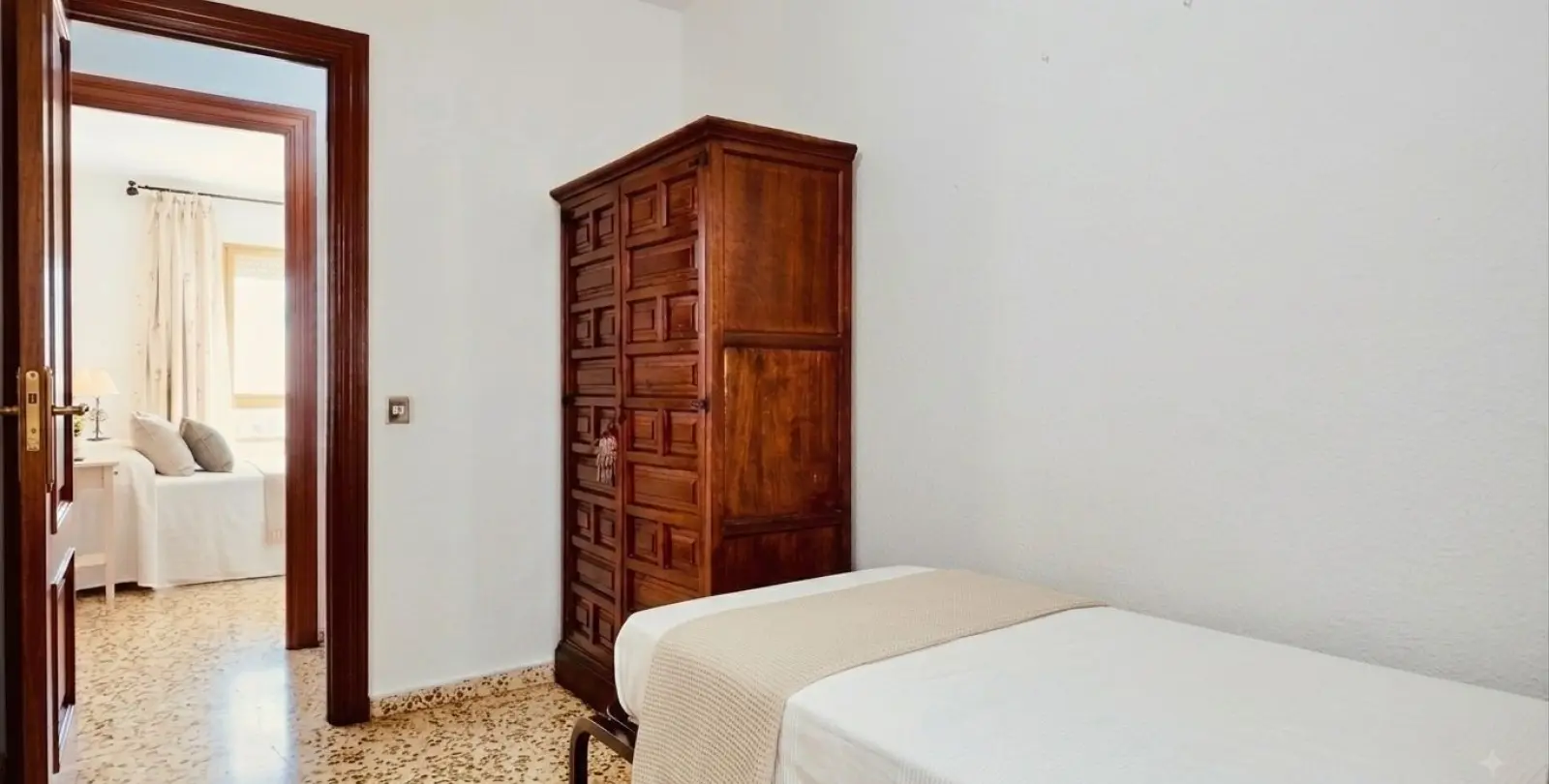 Продажа апартаментов на среднем этаже в Málaga 17