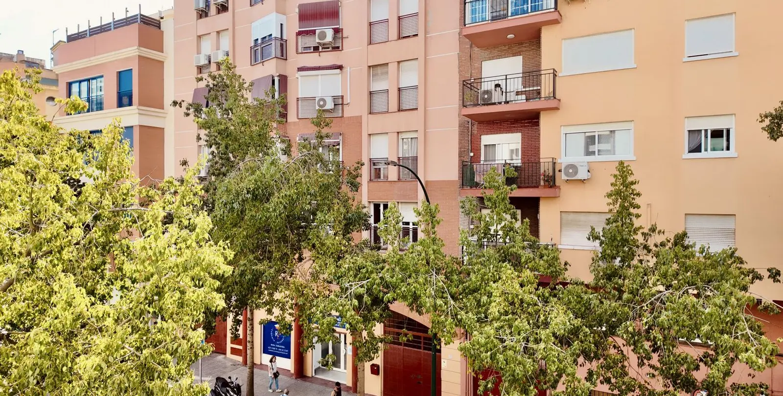 Продажа апартаментов на среднем этаже в Málaga 19