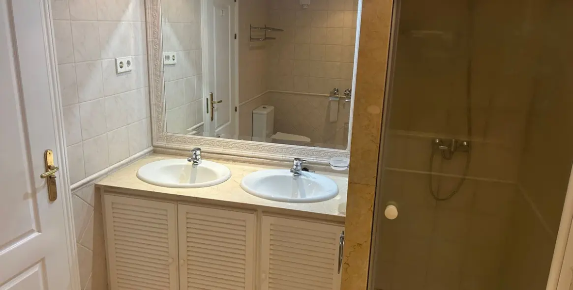 Продажа апартаментов на первом этаже в Riviera del Sol 23