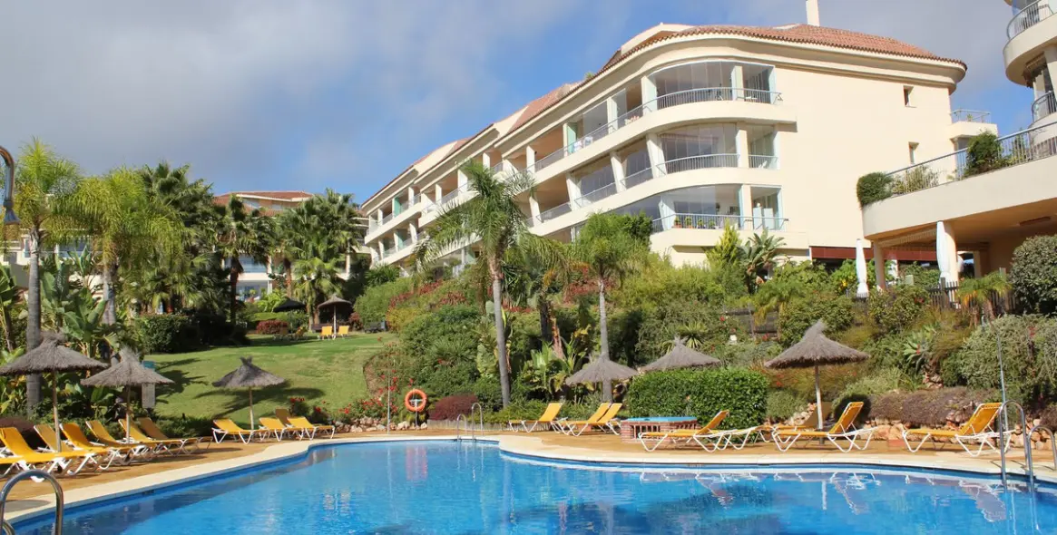 Продажа апартаментов на первом этаже в Riviera del Sol 26