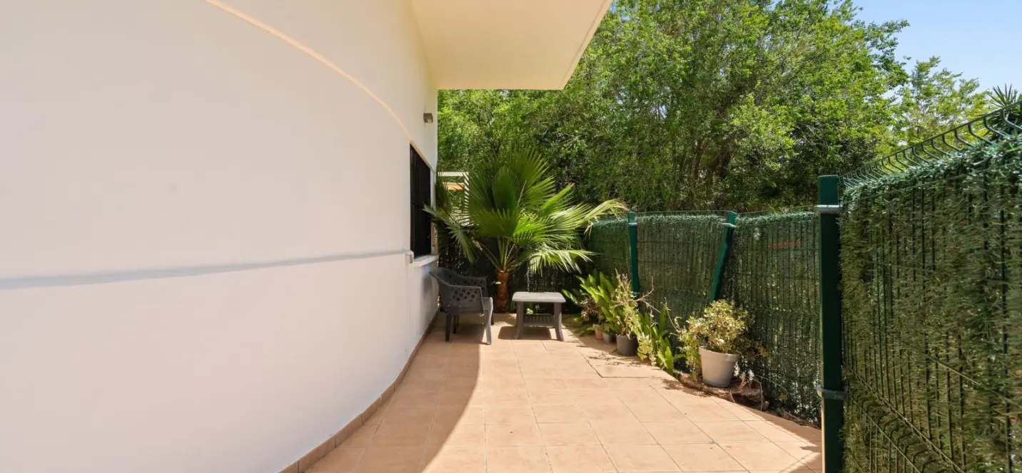 Sale of ground floor apartment in Estepona 4