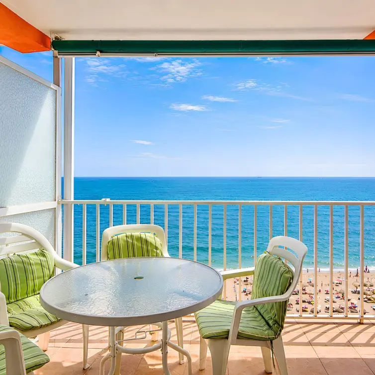 Sale of penthouse in Fuengirola