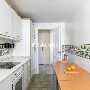 Sale of ground floor apartment in Fuengirola Puerto