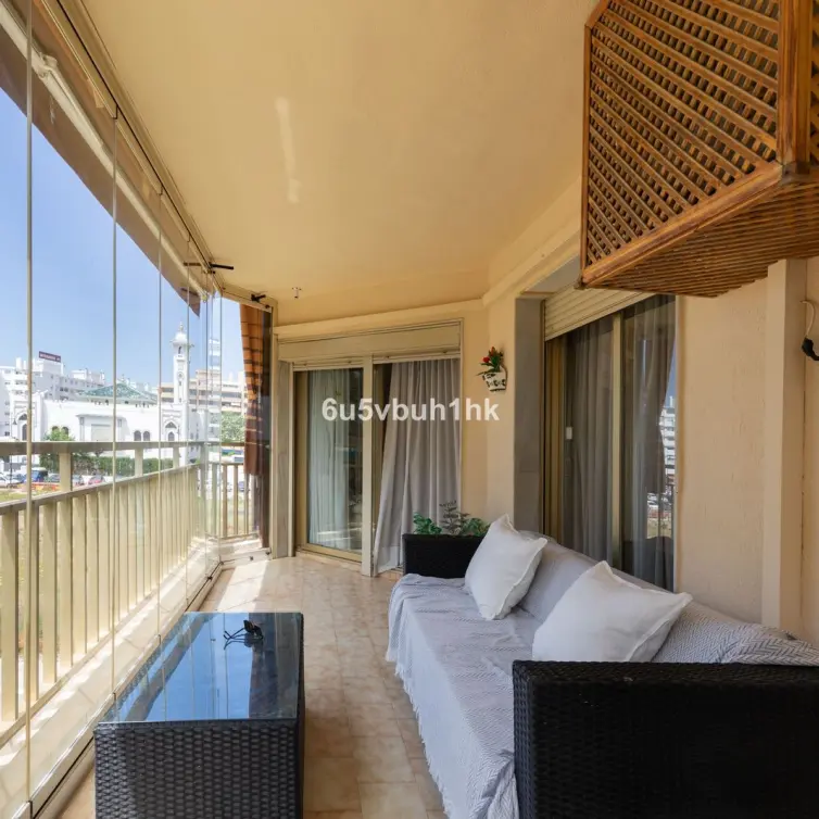Sale of ground floor apartment in Fuengirola Puerto