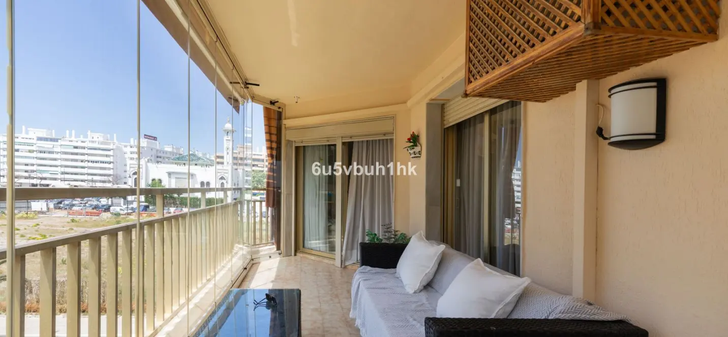 Sale of ground floor apartment in Fuengirola Puerto 4