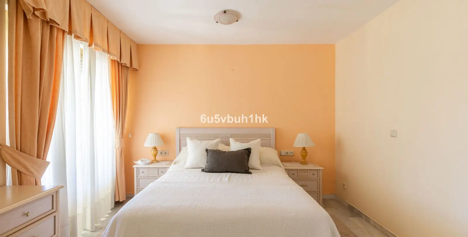 Sale of ground floor apartment in Fuengirola Puerto 9