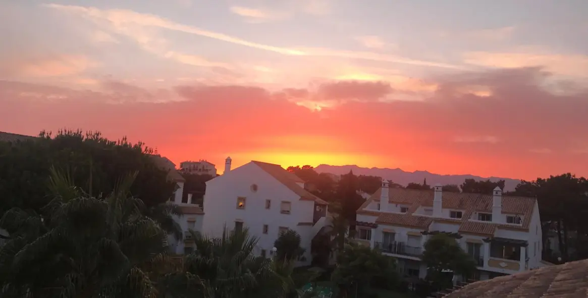 Sale of penthouse duplex in Marbesa 4